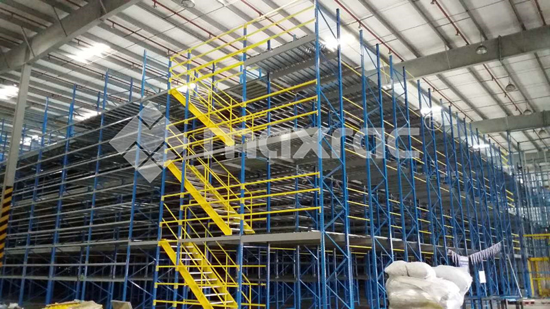 Mezzanine floor system