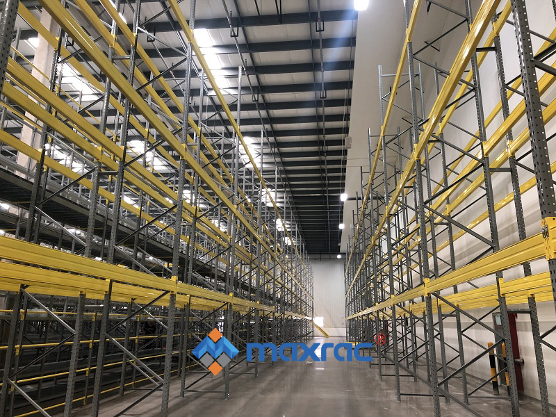 Steel Mezzanine Platform for Leading E-commerce Service Provider