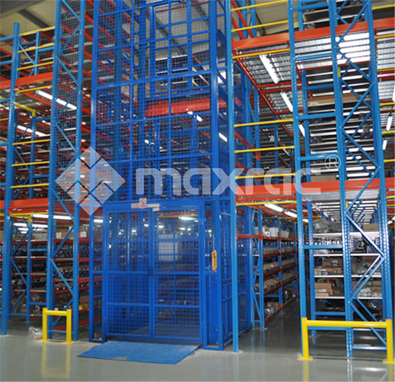 Benefits of Combining Mezzanine and Modular Workplace Profiles