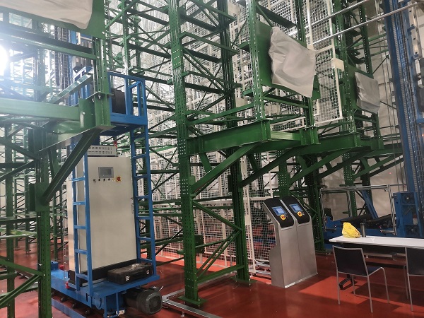 Automated warehouse system serves the automotive industry