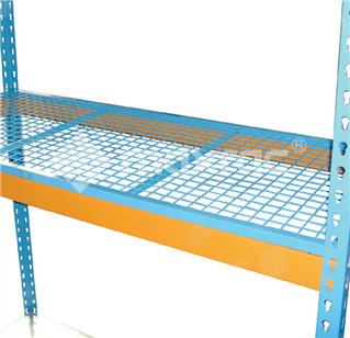 Wiremesh shelving