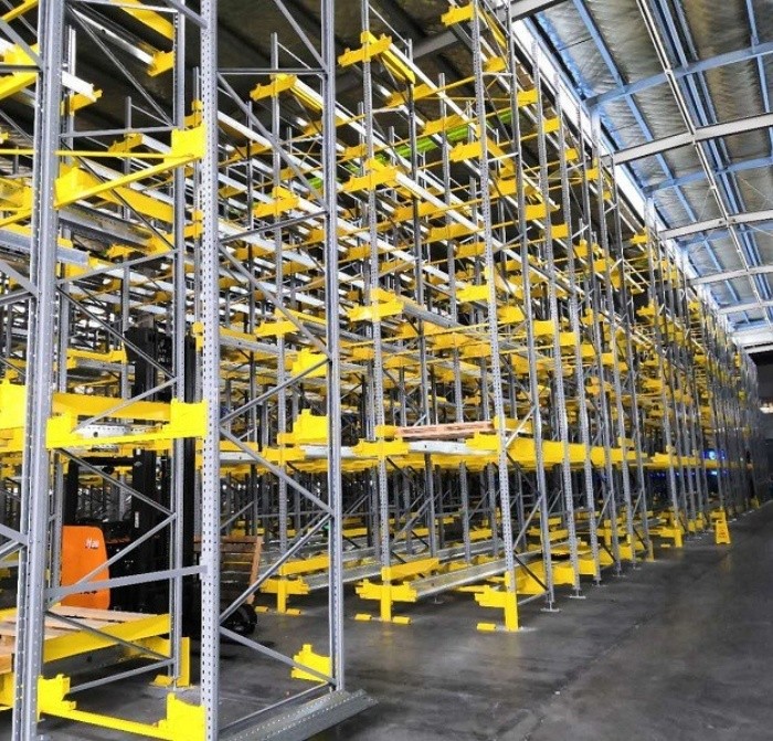 Smart Warehouse Construction: Radio Shuttle Racking and AS/RS System Collaborative Solution